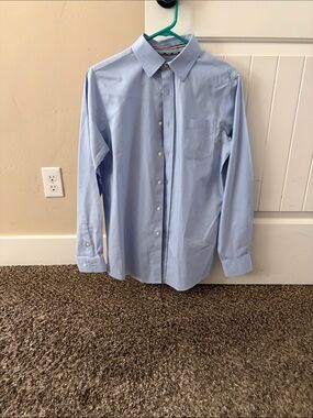 Class Club Men's Light Blue Dress Shirt - Single Pocket Long Sleeve